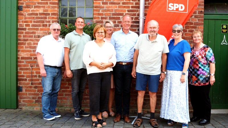 Ehrenamtliche berichten Dr. Miersch von Bürokratie und Nachwuchssorgen