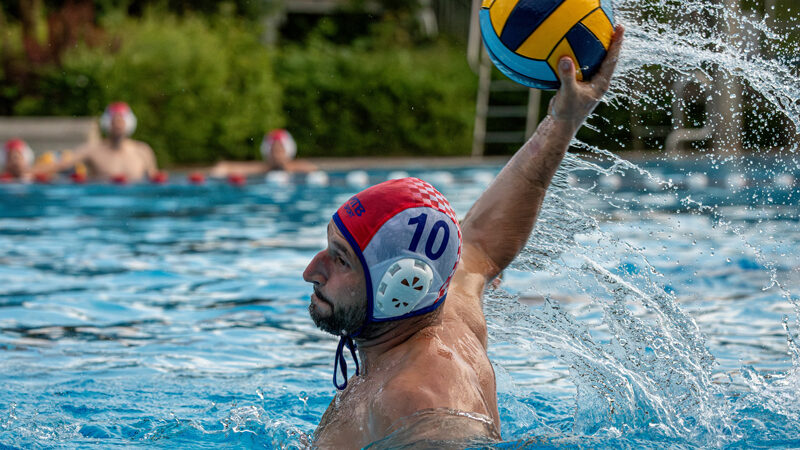 Lehrter Auswärtssieg: Bebek-Treffer lässt LSV-Wasserballer jubeln