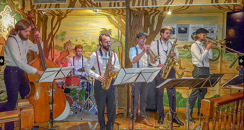 Back to the Roots mit The Rootbirds