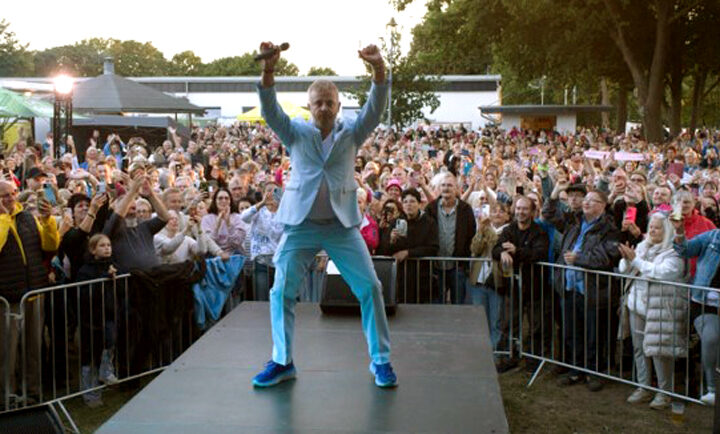 Lehrte beim 2. Schlager Open Air im Promi Modus