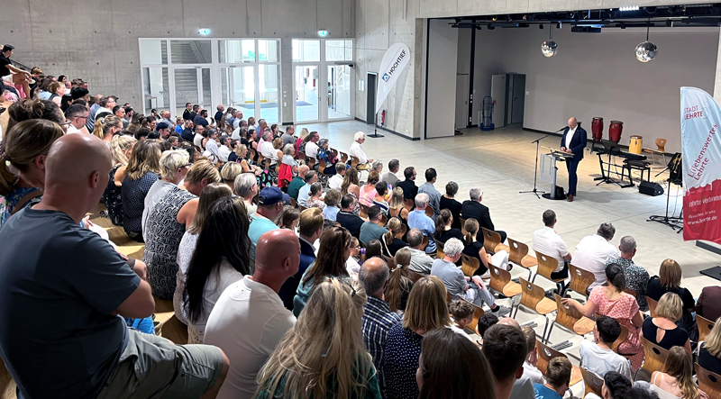 Einweihung des neu gebauten Schulzentrum Lehrte-Süd gefeiert