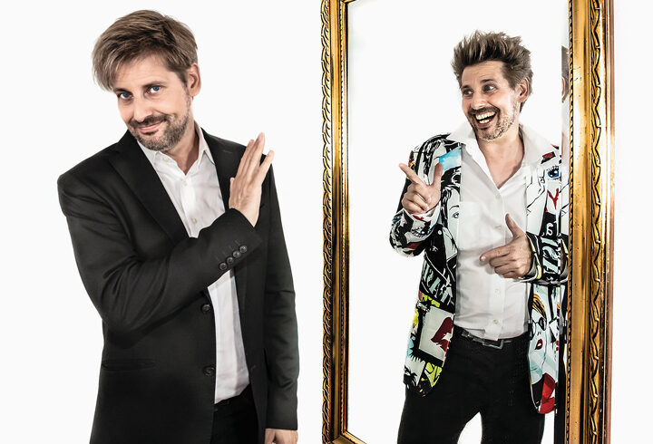 Jubel, Double, Heiterkeit: Daniel Helfrich gastiert mit „Ich hab‘ mir gerade noch gefehlt“ in Lehrte