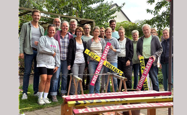 Kreuz ohne Haken – beherzt für Demokratie in Wehmingen