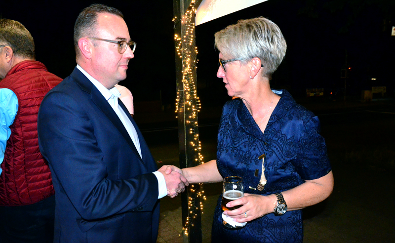 Zwei Wahlpartys in Sehnde mit unterschiedlicher Freude