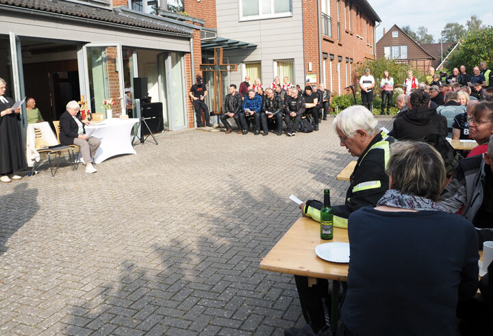 Motorradgottesdienst Ahlten „Thanks and Respect“ zum Saisonende