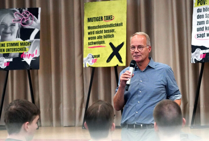 Rund 900 Schüler im Austausch mit Matthias Miersch – 16 Schulen bei „How to: speak up!“