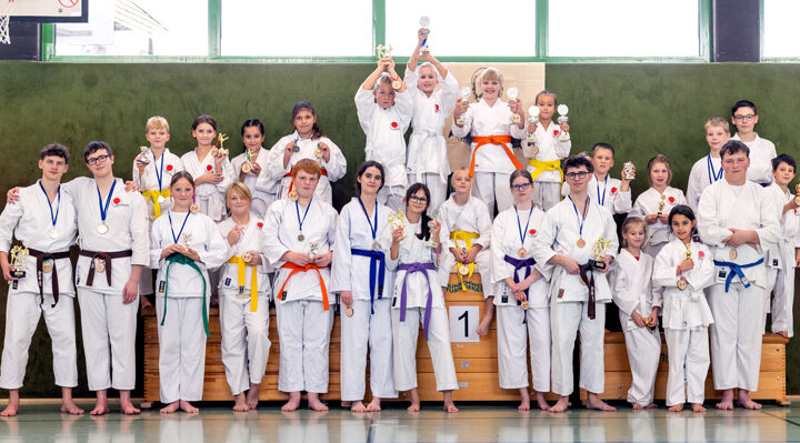 Vereinsmeisterschaft des Karate-Dojo Sehnde von 1997